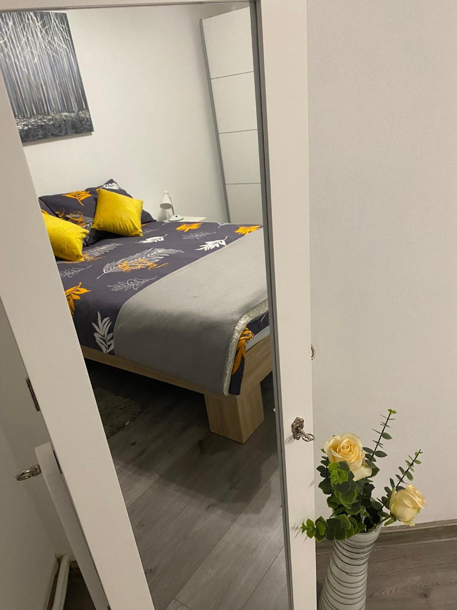 Astoria Appartement Varaždin Buitenkant foto